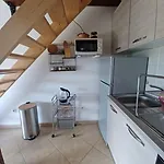Zara - Fuzine Apartamento Vrata