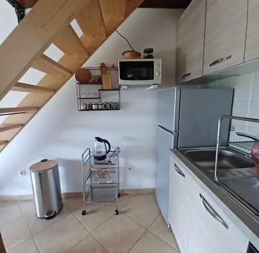 Zara - Fuzine Apartamento Vrata